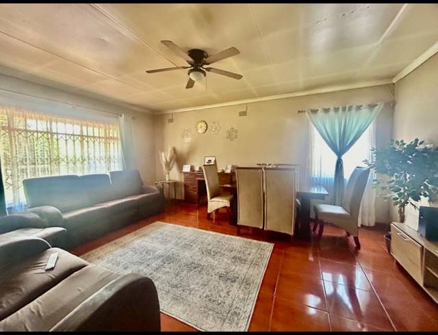3 BEDROOM HOUSE FOR SALE IN VANDERBIJLPARK CW 6